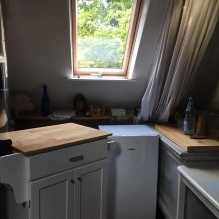 Apartment Grosse Hobbithoehle Mit Gemeinschaftsgarten *
