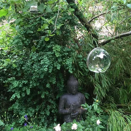 Grosse Hobbithoehle Mit Gemeinschaftsgarten * Neustadt am Rübenberge